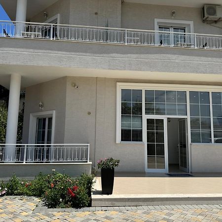 Villa August Ksamil Dış mekan fotoğraf