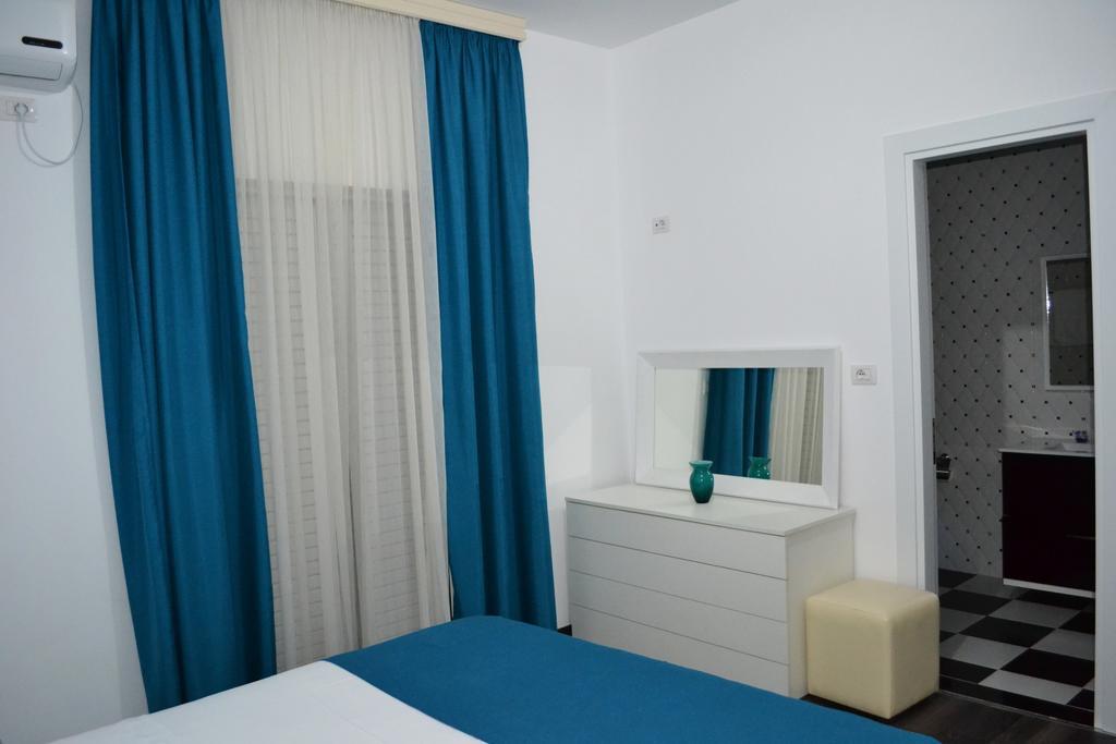 Villa August Ksamil Oda fotoğraf